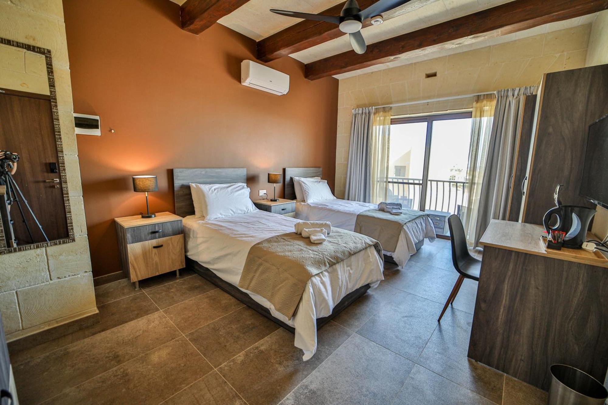 49 Sunrise Lodge กฮาจ์นซีเลม ภายนอก รูปภาพ